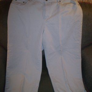 Lauren Jeans Beige Five Pocket Capris Size 14W
